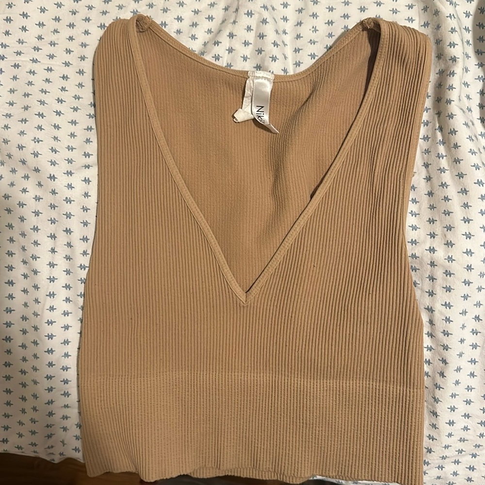 Nikibiki top